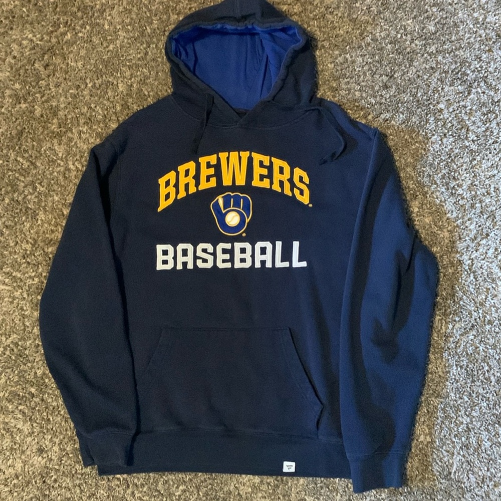 Men’s medium hooded Brewer’s navy blue sweatshirt